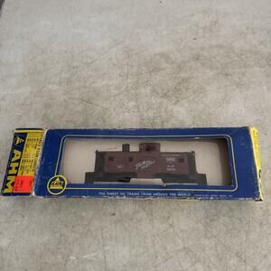 HO Scale AHM Copula Caboose Ship it on the Frisco SL-SF 1274